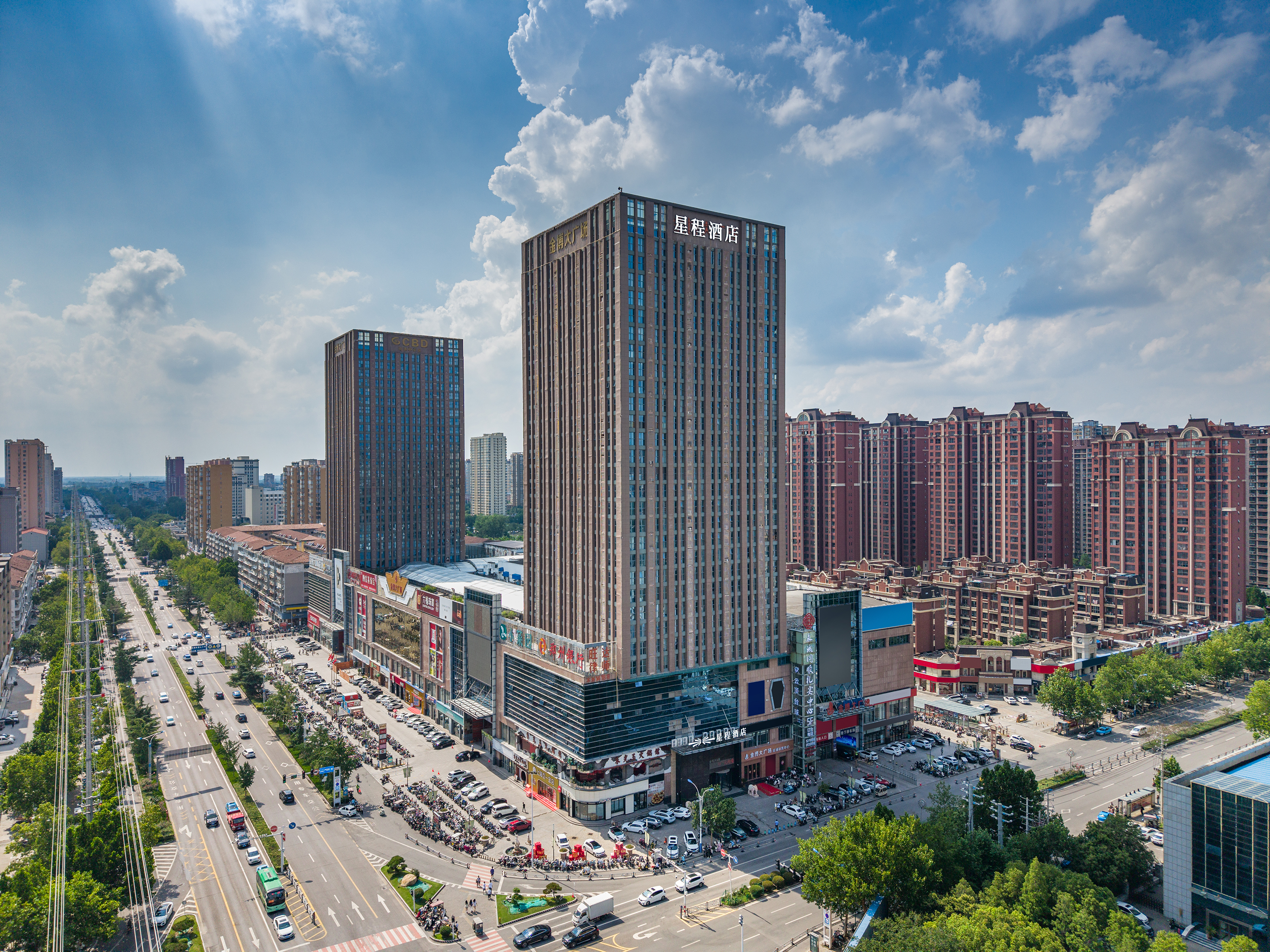 Starway Hotel (Yongcheng Jinboda Square) Hotel Overview