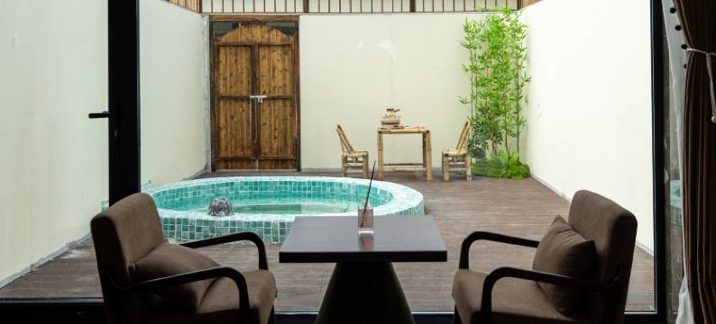 花筑·岳璟汤泉民宿(长白山北坡集散中心二道白河店)图片