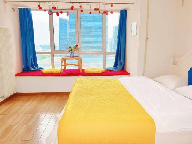 Yueban Apartment (Beijing Dazhong Square Rongjing East Street Subway Station)