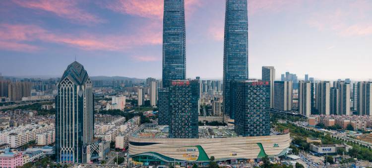 心欣影音民宿(昆明火车站西山万达广场店)图片