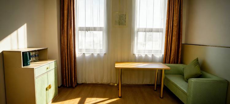 美庭酒店(临河区巴彦淖尔市政府店)图片