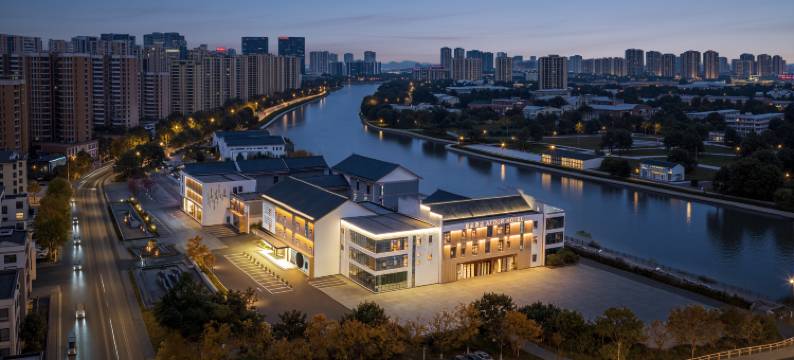 苏州吴江东太湖风景区运河大道亚朵酒店图片