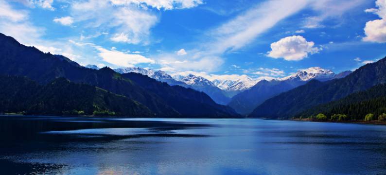 如家丨派柏·云TheBeautyofTheEast酒店(天山天池阜康老车站店)图片
