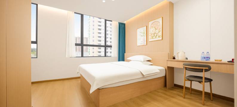 信宜欢朋城市民宿图片