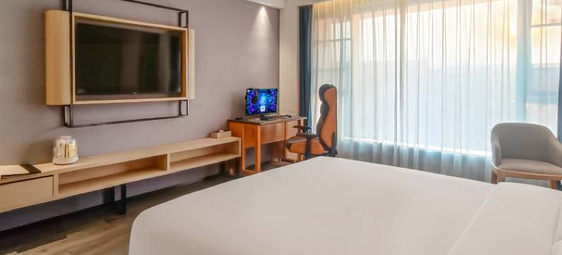 竞放X电竞酒店(丽水学院丽水市中心医院店)图片