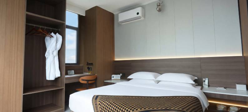 壹休·智能民宿(市行政中心地铁站店)图片