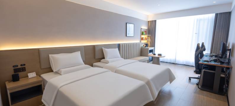 雷神电竞酒店(朔州朔城区建设路店)图片