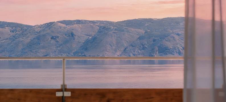 大理•张三的歌海景民宿(磻溪S湾洱海生态廊道店)图片