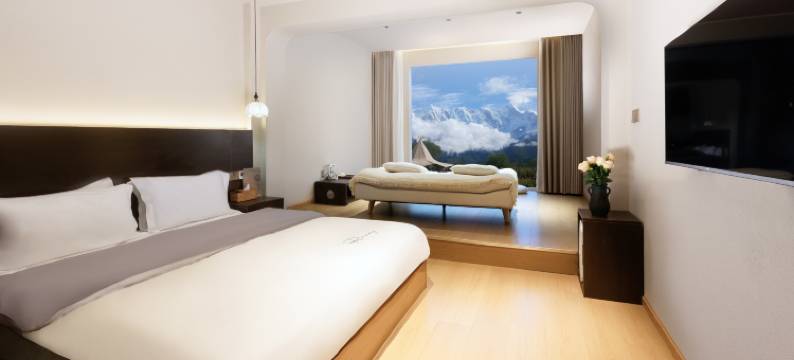 吉美·南迦巴瓦山居图片