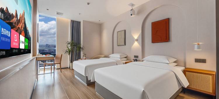 丽斯未来酒店(宁波北仑影秀城店)图片