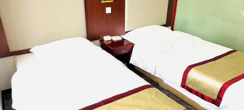 华驿酒店(唐山迁西县渔丰街店)图片