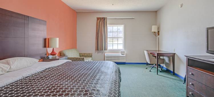 靠近洛克斯特格罗夫I 75的种植园客栈及套房(Plantation Inn & Suites Near Locust Grove I 75)图片