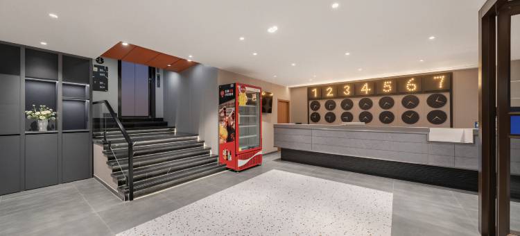 7天优品Premium酒店(兰州高铁西站中天健广场店)图片