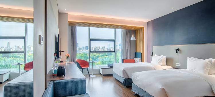 泰安中心智选假日酒店图片