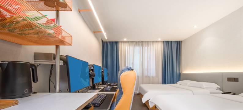 网鱼电竞酒店(无锡火车站中山路店)图片