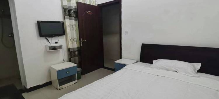 华名宾馆(甘洛站店)图片