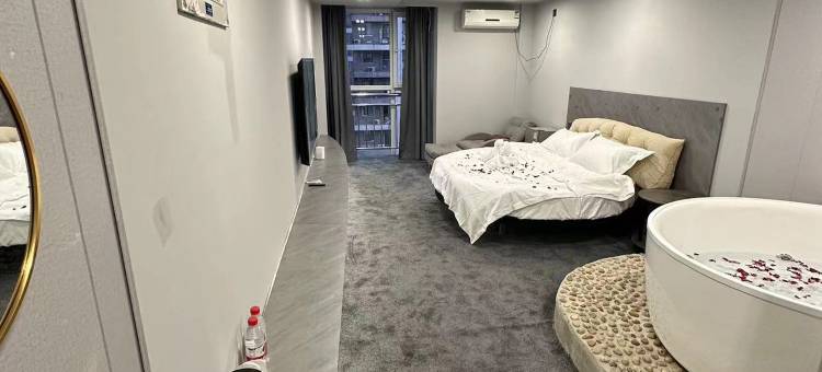 彩云之间轻奢酒店(洛阳万达广场王府井店)图片