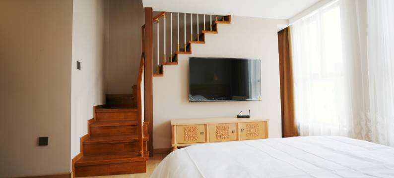 伊宁花语荷畔里酒店(伊犁河风景区店)图片