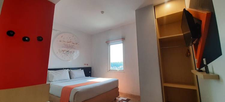 三宝拢弗朗特万旅馆(Front One Inn Semarang)图片