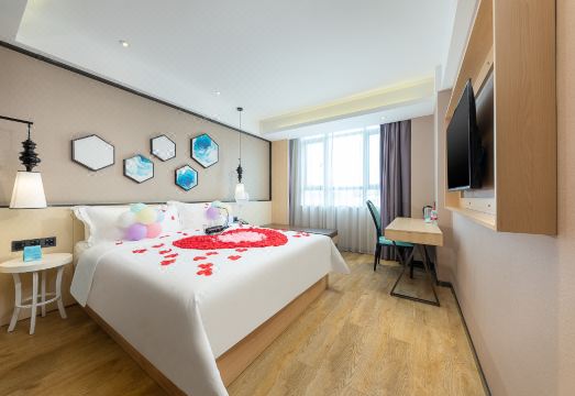 Xana Lite (Huizhou Yuanzhou Jinsha)Hotel Overview