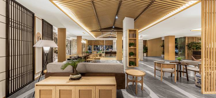 建国璞隐酒店(玉溪师范学院青花街店)图片