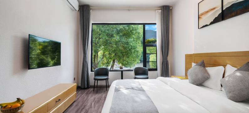 仟尚主题客栈(大理古城洱海门店)图片