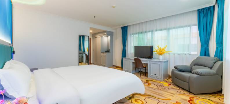 巢居轻奢酒店(佛山里水汽车客运站嘉洲广场店)图片