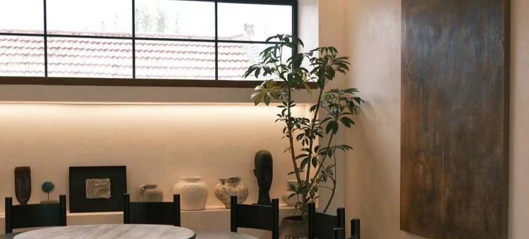云尘设计师酒店(乐山高铁站世豪广场店)图片