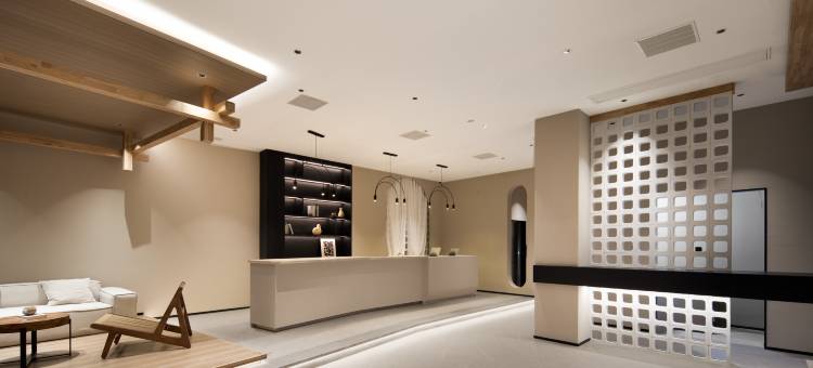 几见里·波旁酒店(三亚高铁站店)图片