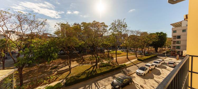 自由宿盐埕馆图片