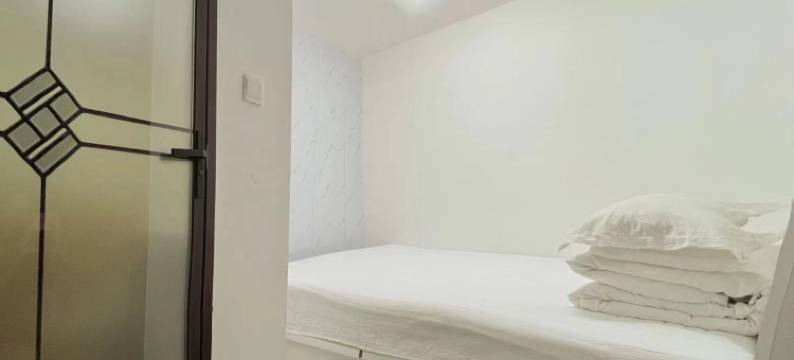 青岛鑫都宾馆(五四广场江西路地铁站店)图片