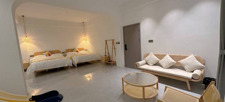 万尾金滩逸海居民宿图片