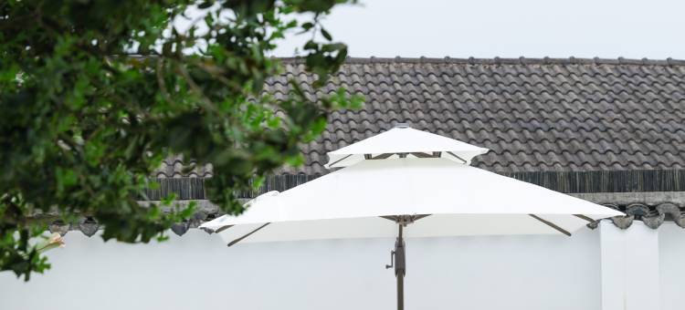 简隐·JIANYIN泳池亲子度假民宿(湖州长颈鹿庄园店)图片