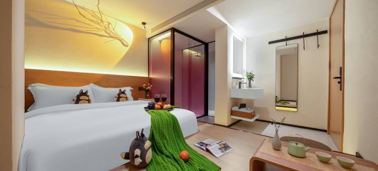 龙猫精灵酒店(昆明老街南屏街店)图片