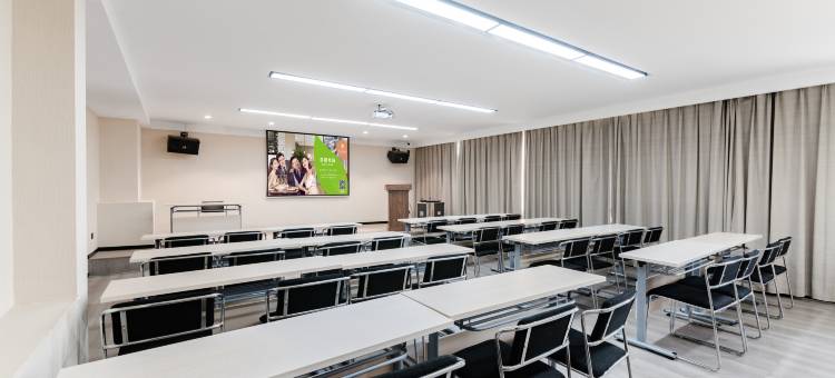 格林豪泰智选酒店(洛阳凤凰大厦牡丹广场地铁站店)图片