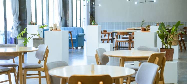 美叶臻品酒店(景德镇浮梁三贤湖店)图片