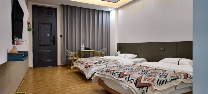 倚山壹聚火山民宿图片