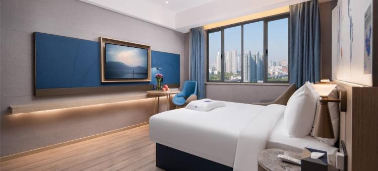 凯里亚德酒店(武汉汉口火车站唐家墩地铁站店)图片