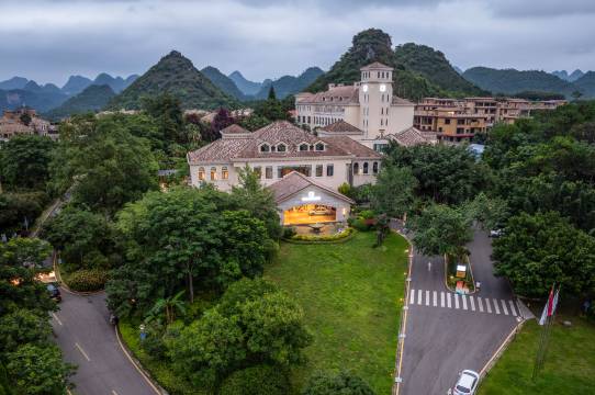 hotel overview picture