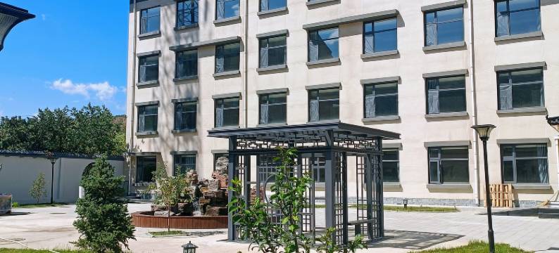 金元·逸休雅居汤泉民宿图片