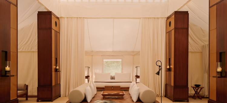 安缦卡斯(Aman-i-Khas)图片