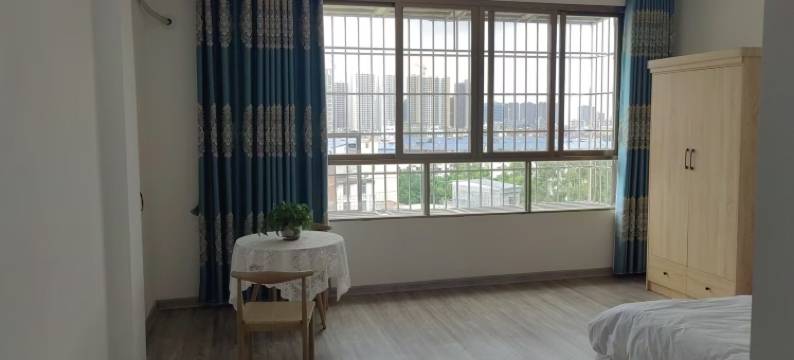 益益公寓(贵港站店)图片