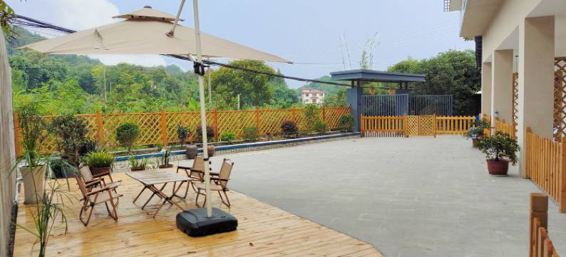 乐山庭院民宿图片