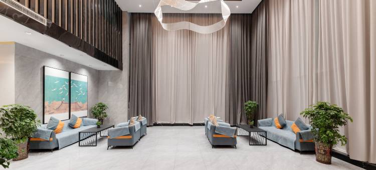 国韵大酒店(花洲书院邓州站店)图片