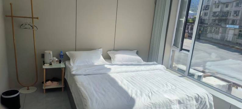 枫乐居民宿(本溪水洞店)图片