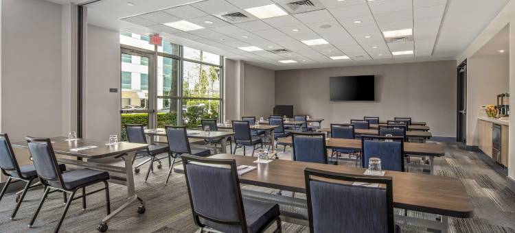 欧文/约翰·韦恩机场凯悦嘉寓酒店(Hyatt House Irvine/John Wayne Airport)图片