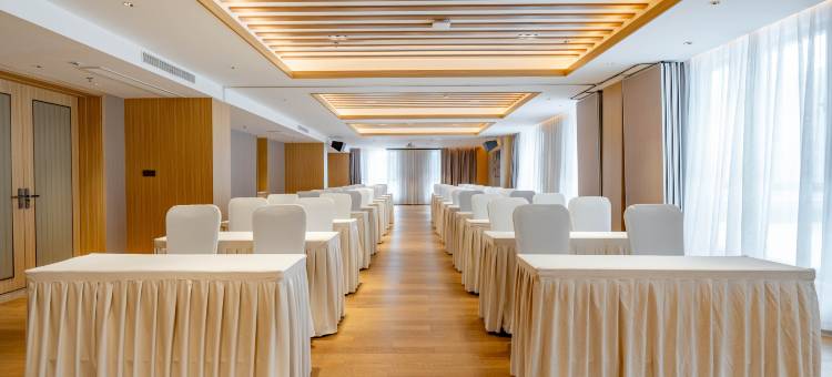 阿勒泰吉域合酒店图片