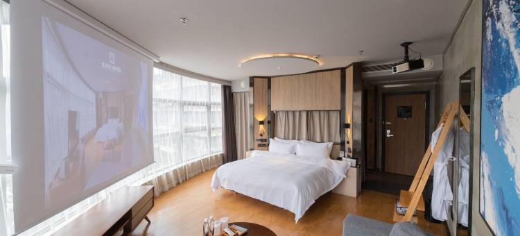 贵阳BlackHotel黑探酒店(喷水池大十字店)图片