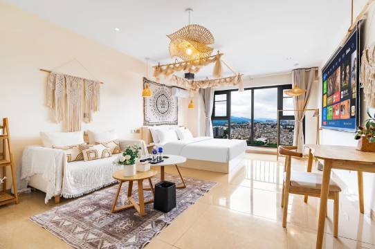 云朵美宿(昆明德润朗悦湾店)