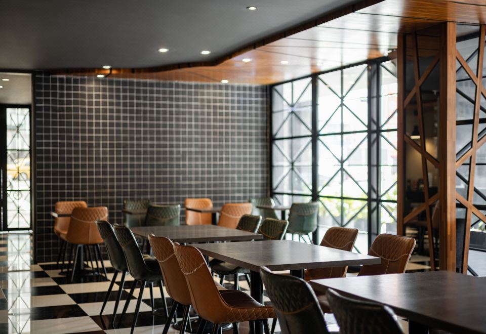 Kindness Hotel Zhong Shan Bade Hotel Overview